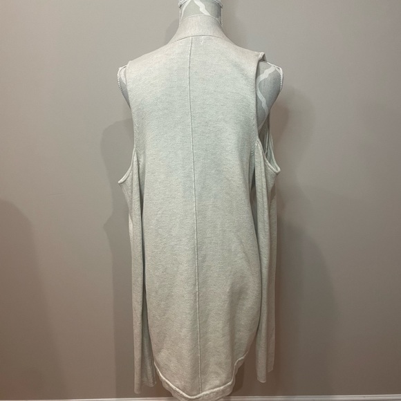 Halston Cardigan - Picture 3 of 5